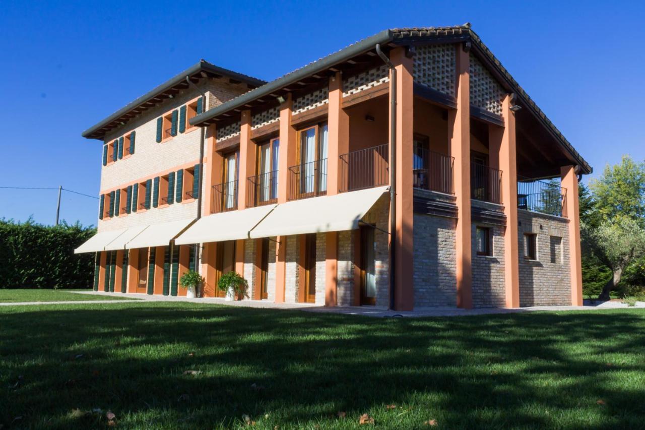 Crystal Luxury House Hotel Fiume Veneto Eksteriør billede